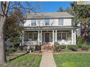 6412 Morningside Dr, Kansas City, MO 64113