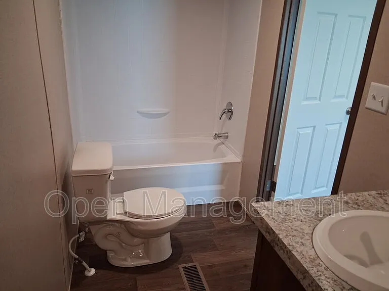 2501 Martin Luther King Blvd #702 — Photo 12