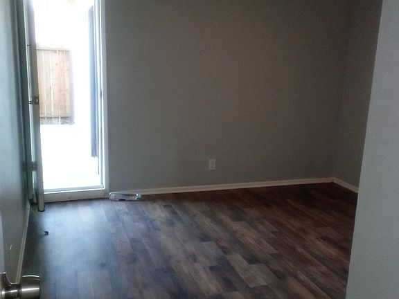 4th image of 361 E Avenue J13 #107-108-109