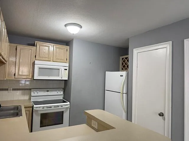 1865 Palm Cove Blvd #9-106 — Photo 3