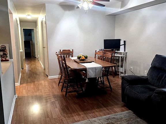 5th image of 200 Erin Way APT 202