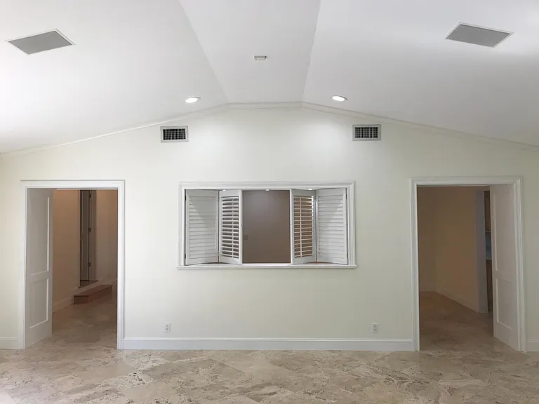 1037 Alfonso Ave — Photo 16