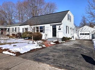 307 W River St, Milford, CT 06461