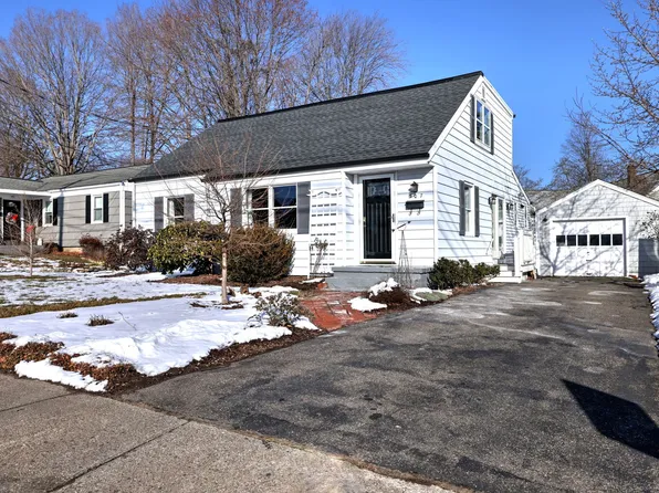 307 West River Street, Milford, CT 06461