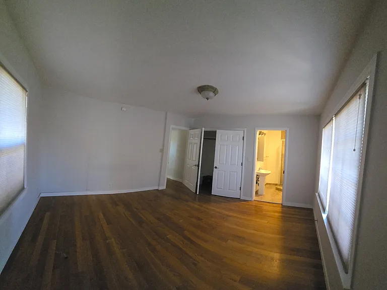 2090 Esperanza Dr — Photo 8