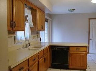 16203 Lake Villa Ave, Tinley Park, IL