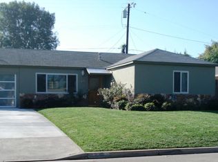 933 Dogwood St, Costa Mesa, CA 92627