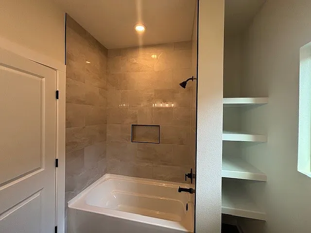 2658 Lady Andrea Dr — Photo 10