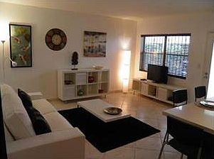 1st image of 410 Euclid Ave APT 2
