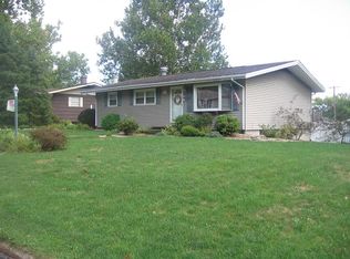 2110 W Cimarron Dr, Peoria, IL