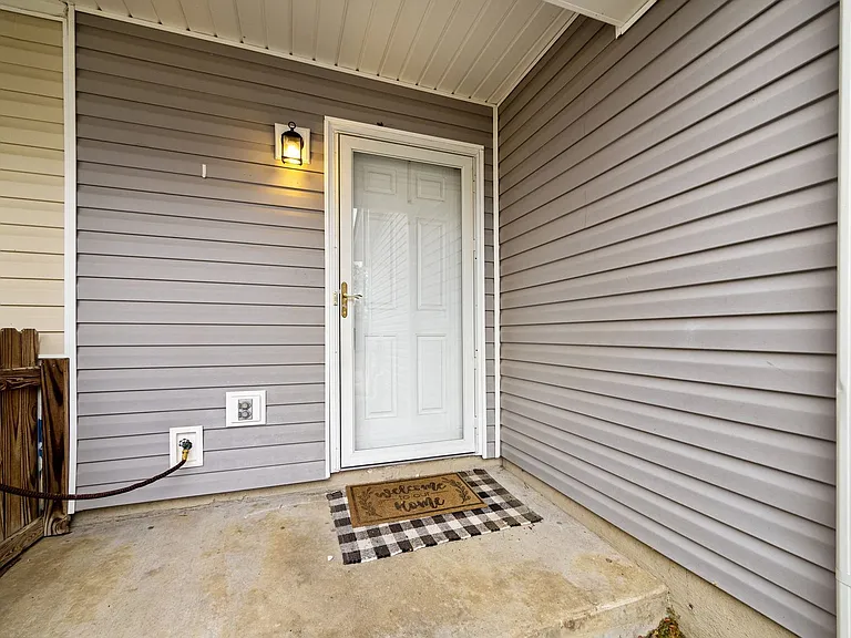 4 S Onsville Pl — Photo 2