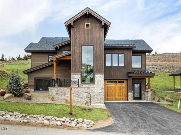 841 Black Feather Court, Granby, CO 80446