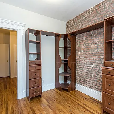 Rented by Nooklyn NYC LLC | media 6