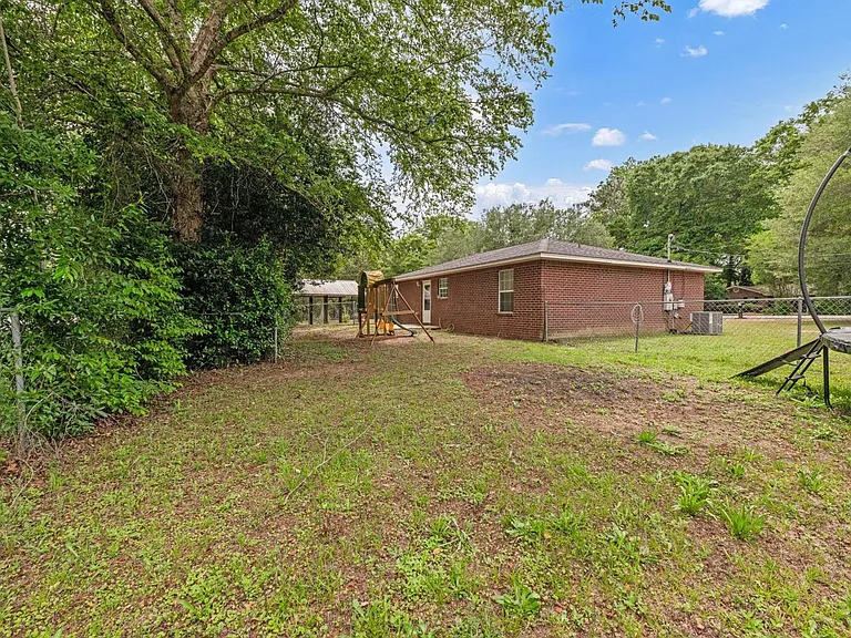 5246 Sewell Rd — Photo 21