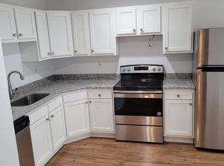 214 Hanover St #2S, Boston, MA 02113