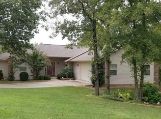 567 Austin Pl, Branson West, MO 65737