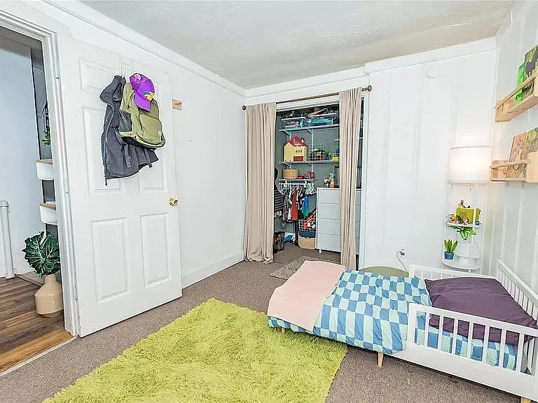 147 E Etta Ave — Photo 29
