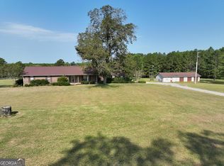 4909 Perry Rd, Claxton, GA 30417