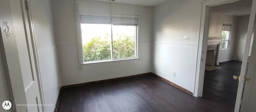 2 bed, 1.0 bath, 1100 sqft, $990 — Photo 3