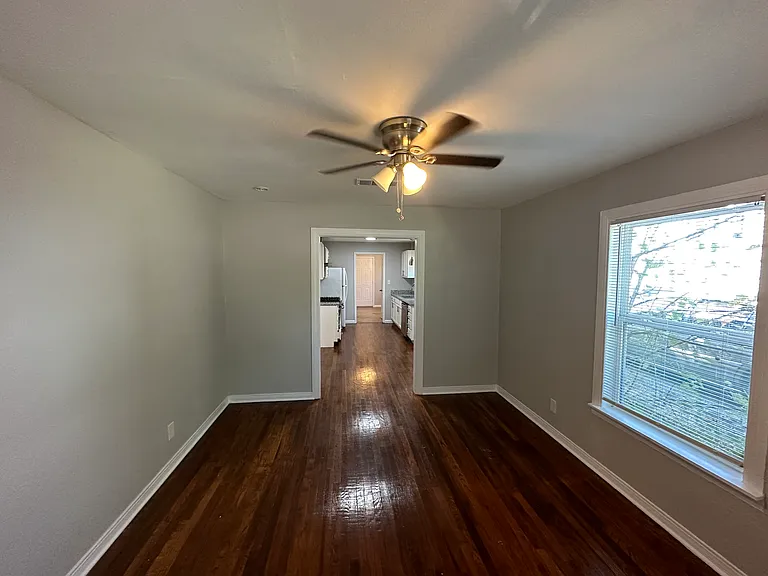 2307 Douglas Ave — Photo 2