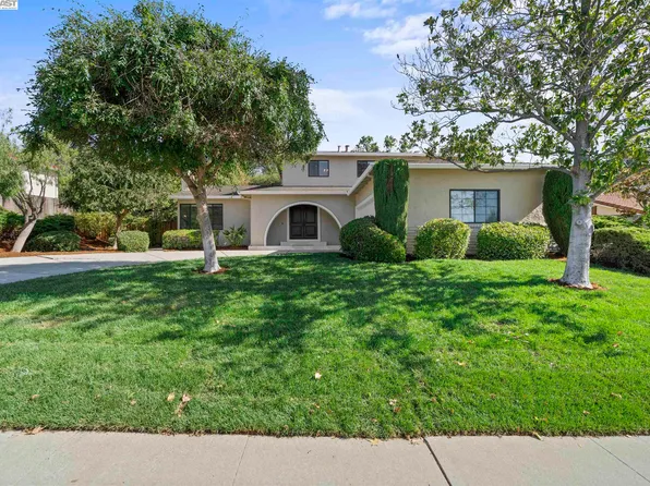 158 Piazza Way, San Jose, CA 95127