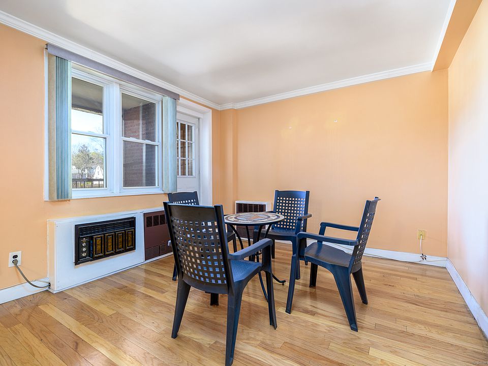 54 W North St Stamford CT Zillow