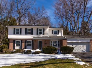 18 Winterset Dr, Rochester, NY 14625