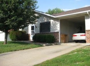 2 Sunrise Dr, Boonville, MO 65233