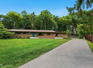 828 Abington Ln, Knoxville, TN 37909