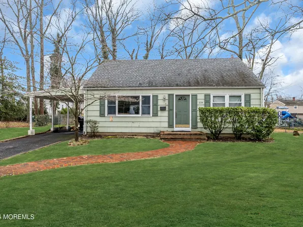 239 Woodcrest Road, Oakhurst, NJ 07755