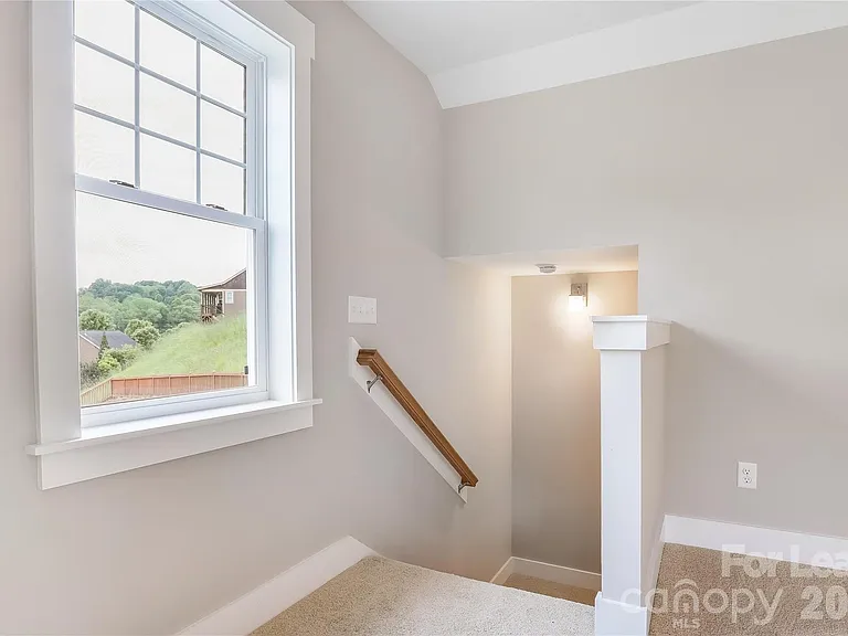 48 Creekside View Dr — Photo 25