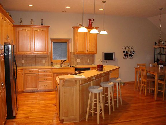 Kitchen with stainless steel appiances