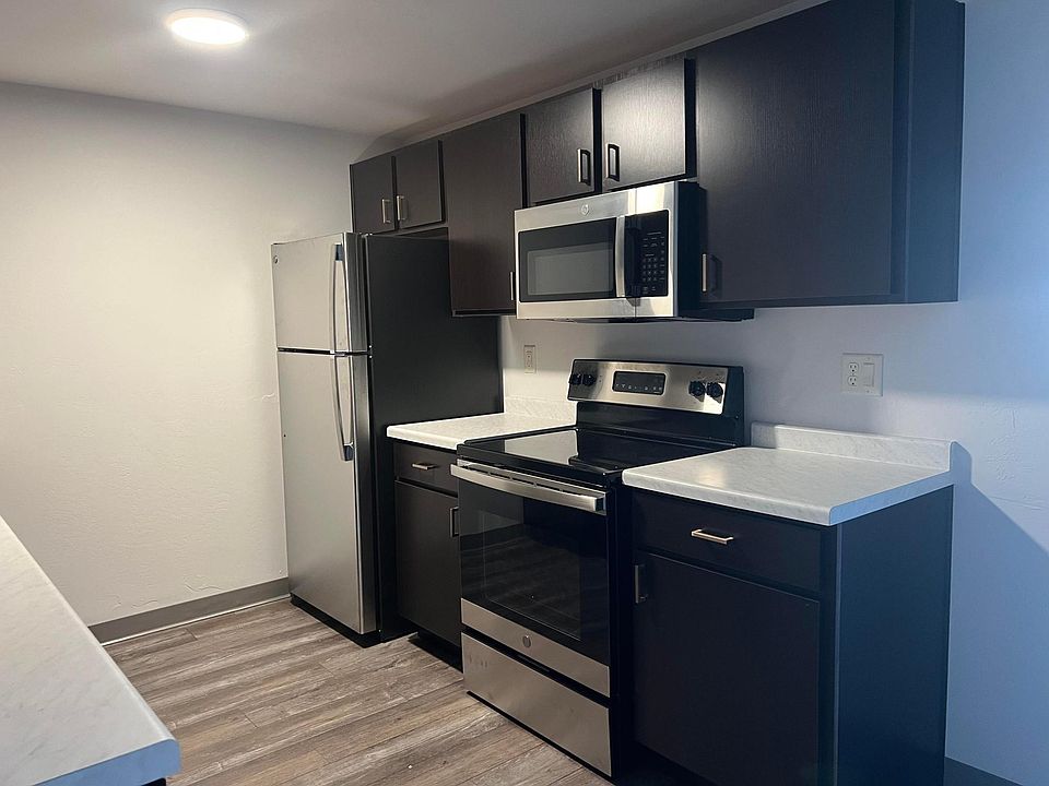 2nd image of 525 N 10th St #101