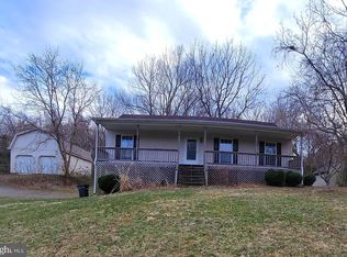 610 Avon Bend Rd, Charles Town, WV 25414
