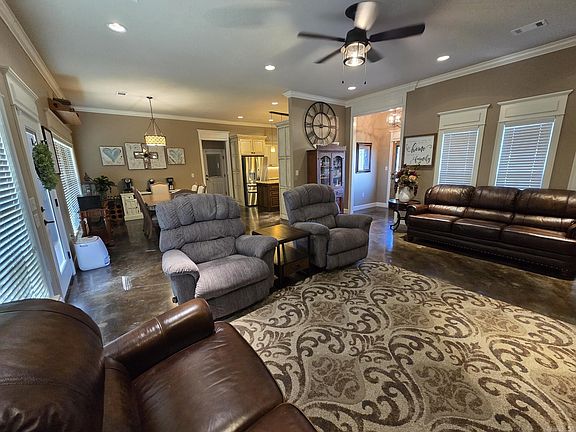 4th image of 101 Diamond Key Way