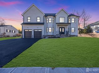 265 W Prescott Ave, Edison, NJ 08820