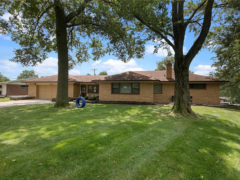 1st image of 9000 Crest Oak Ln