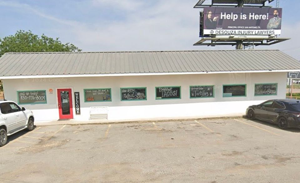 1st image of 215 E Alamo