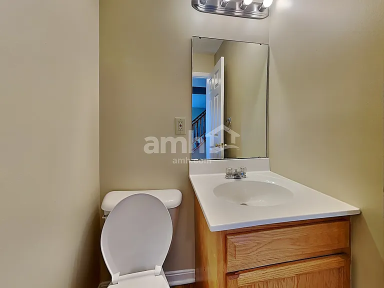 2132 Lunar Ln — Photo 8