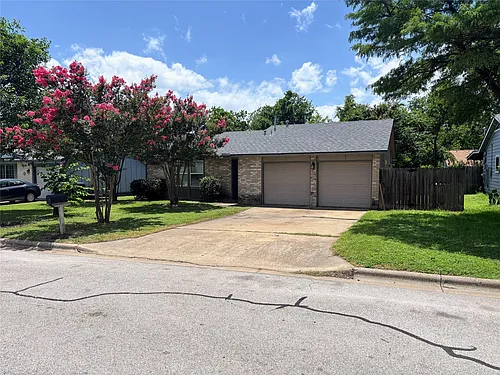 1903 Aberdeen Dr Photo 1