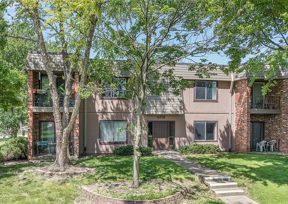 1st image of 4701 Woodland Ave