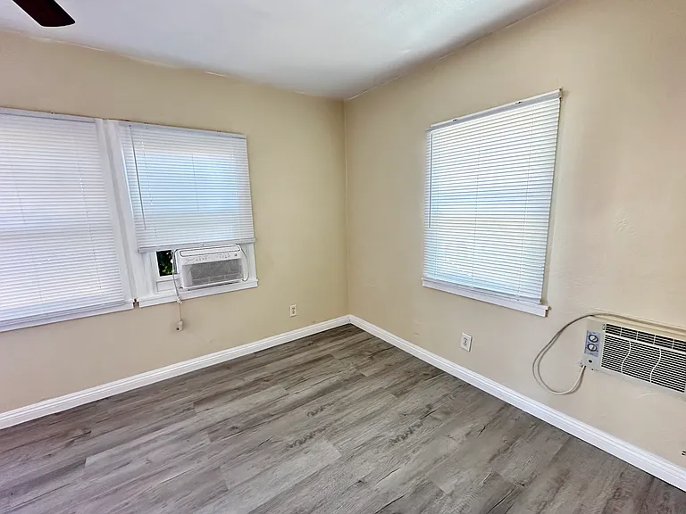 119 E Prospect St — Photo 6