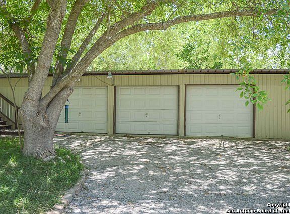 3rd image of 169 Alamo Dr
