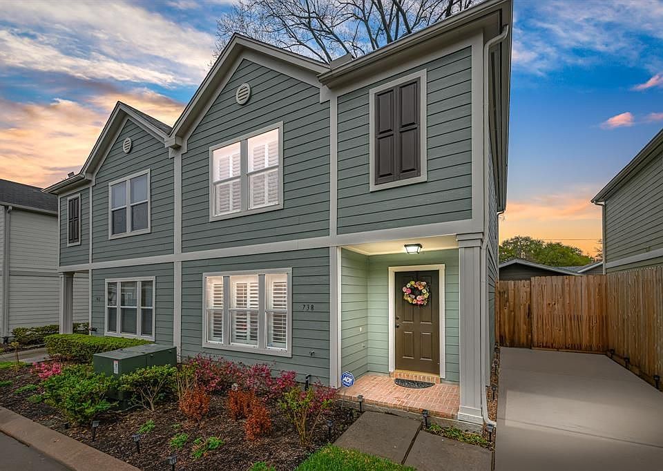 1st image of 738 Redwing Place Dr