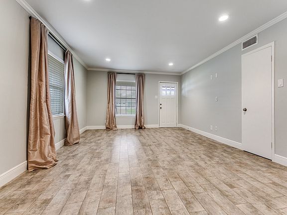 5th image of 7130 Rutgers Dr