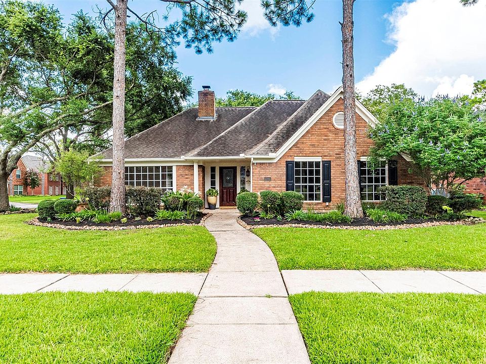 1st image of 4305 Pebble Beach Dr