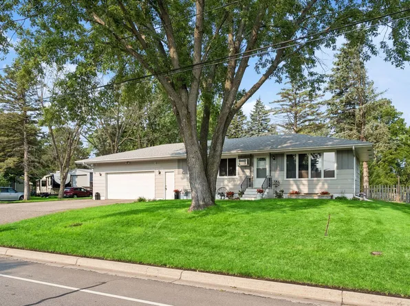 1517 Oak Grove Rd SW, Saint Cloud, MN 56301