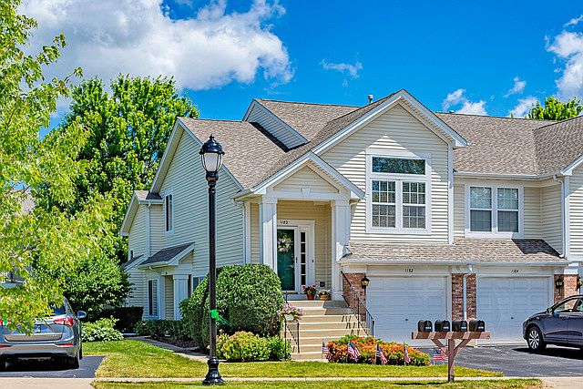 1st image of 1184 Hawthorne Ln #1184