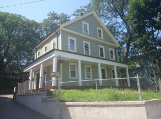 29 Humphreys St, Boston, MA 02125