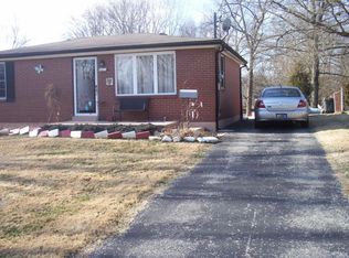 4422 Savage Dr, Shively, KY 40216